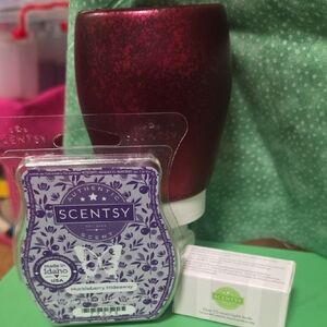 Scentsy Metallic Red Plug-in Warmer BUNDLE